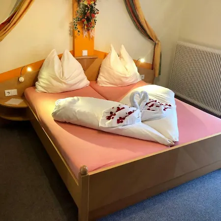 Gasthof-hotel Winkler Otel Mühldorf